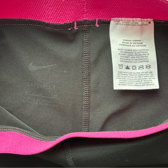 Nike Girls cotton shorts set fuchsia tie-dye  boxy shirt and blue biker shorts - Picture 15 of 16